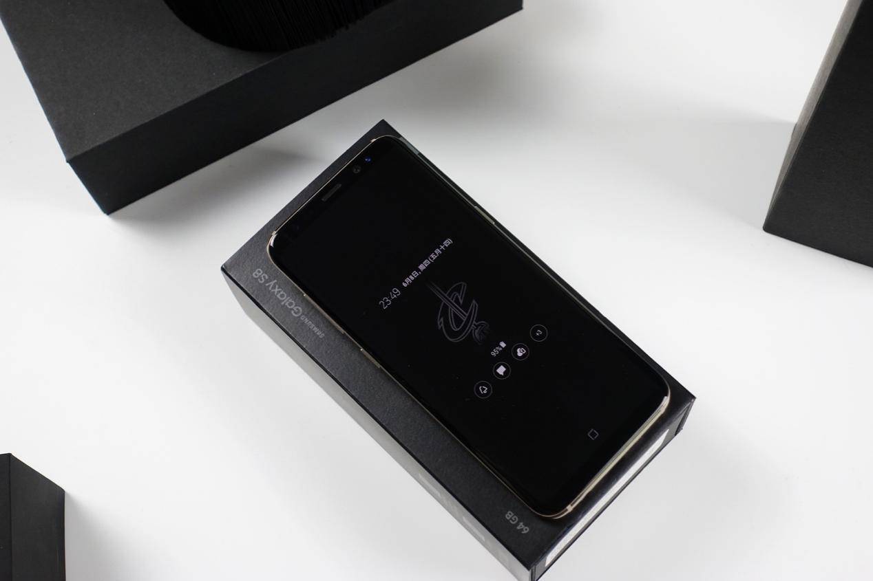 三星S8体验：不是简单的“机皇”，而是全能领袖！