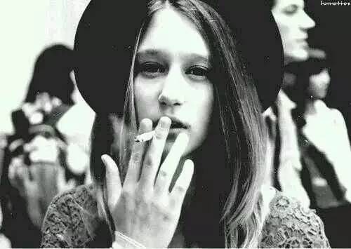 宿敌贝蒂和琼全集在线观看,宿敌贝蒂和琼第一季完全