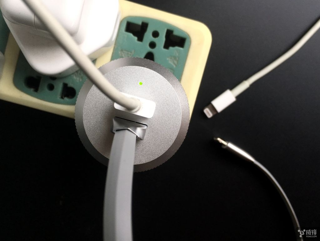 果粉必备充电头,懂手机帝苹果原装充电器