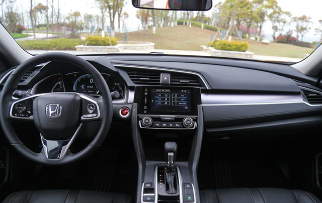 预算30万，动力强、油耗低的车，你能够选这些车！