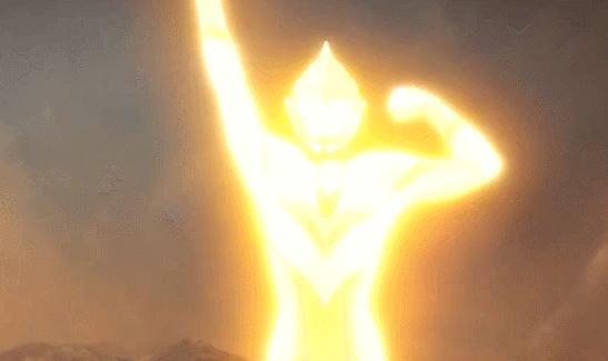 迪迦奥特曼全集动态图片,迪迦奥特曼和欧布奥特曼变身对比