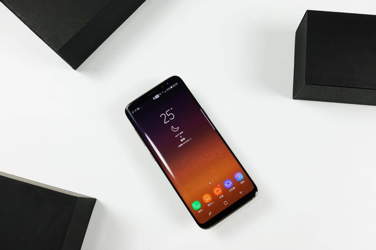 三星S8体验：不是简单的“机皇”，而是全能领袖！