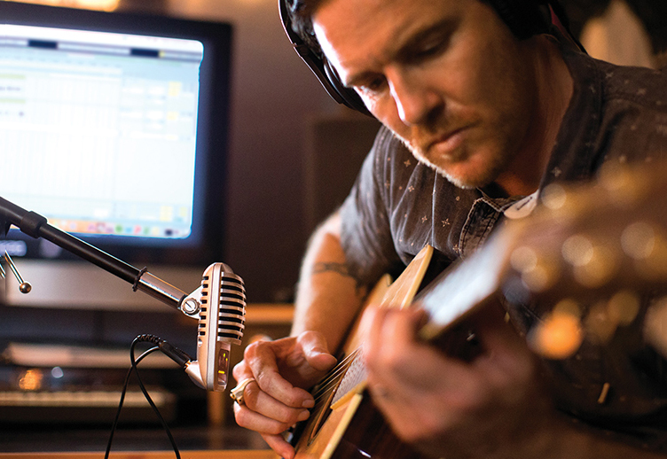 如何选择一个合适自己的麦克风,怎样选择合适自己的麦克风