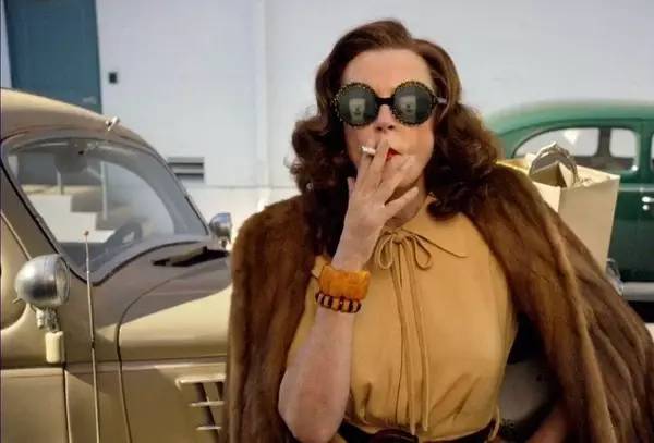 宿敌贝蒂和琼全集在线观看,宿敌贝蒂和琼第一季完全