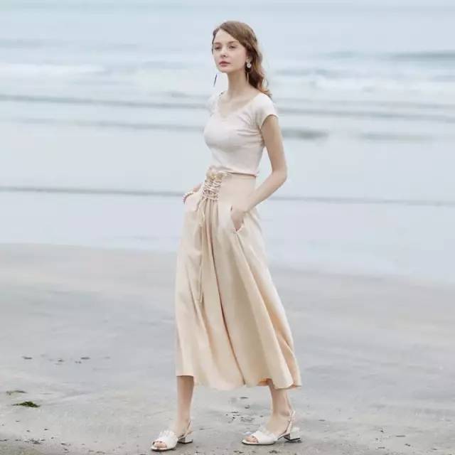 好看的夏季连衣裙怎么搜,连衣裙爆款热销中便宜又好看