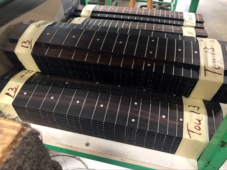 极速快报：弘力乐器2017加拿大Godin吉他工厂参观第一天精彩视频