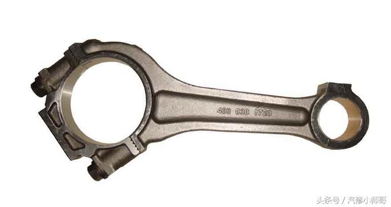 发动机缸盖机油孔堵塞通不了,发动机堵塞不管能够吗