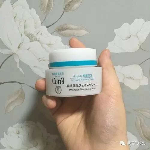 从油敏肌到干敏肌肤,40多岁干皮肤敏感合适什么护肤品