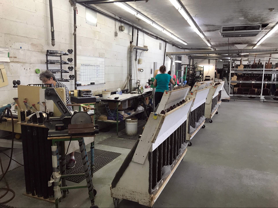 极速快报：弘力乐器2017加拿大Godin吉他工厂参观第一天精彩视频