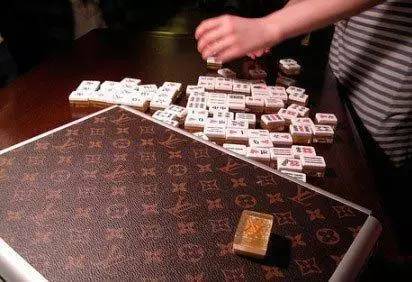 lv个性化定制包包,lv个性化定制服务