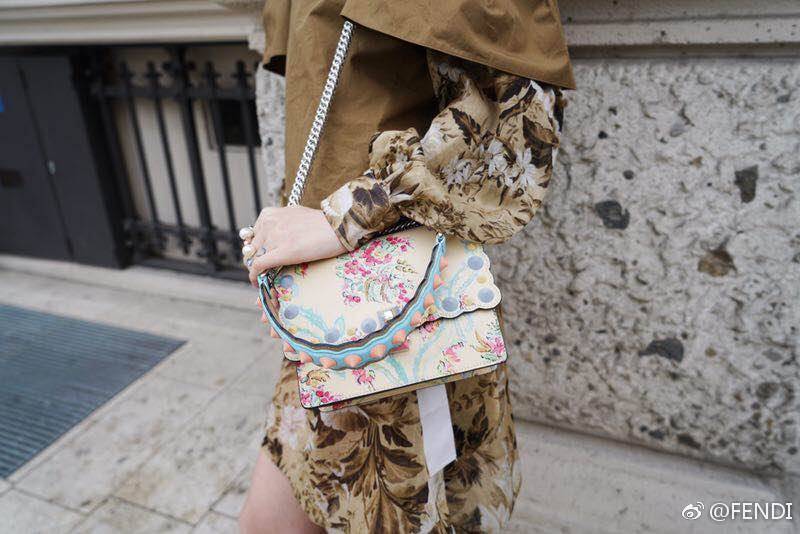 王嘉尔同款fendi,王嘉尔和fendi的关系