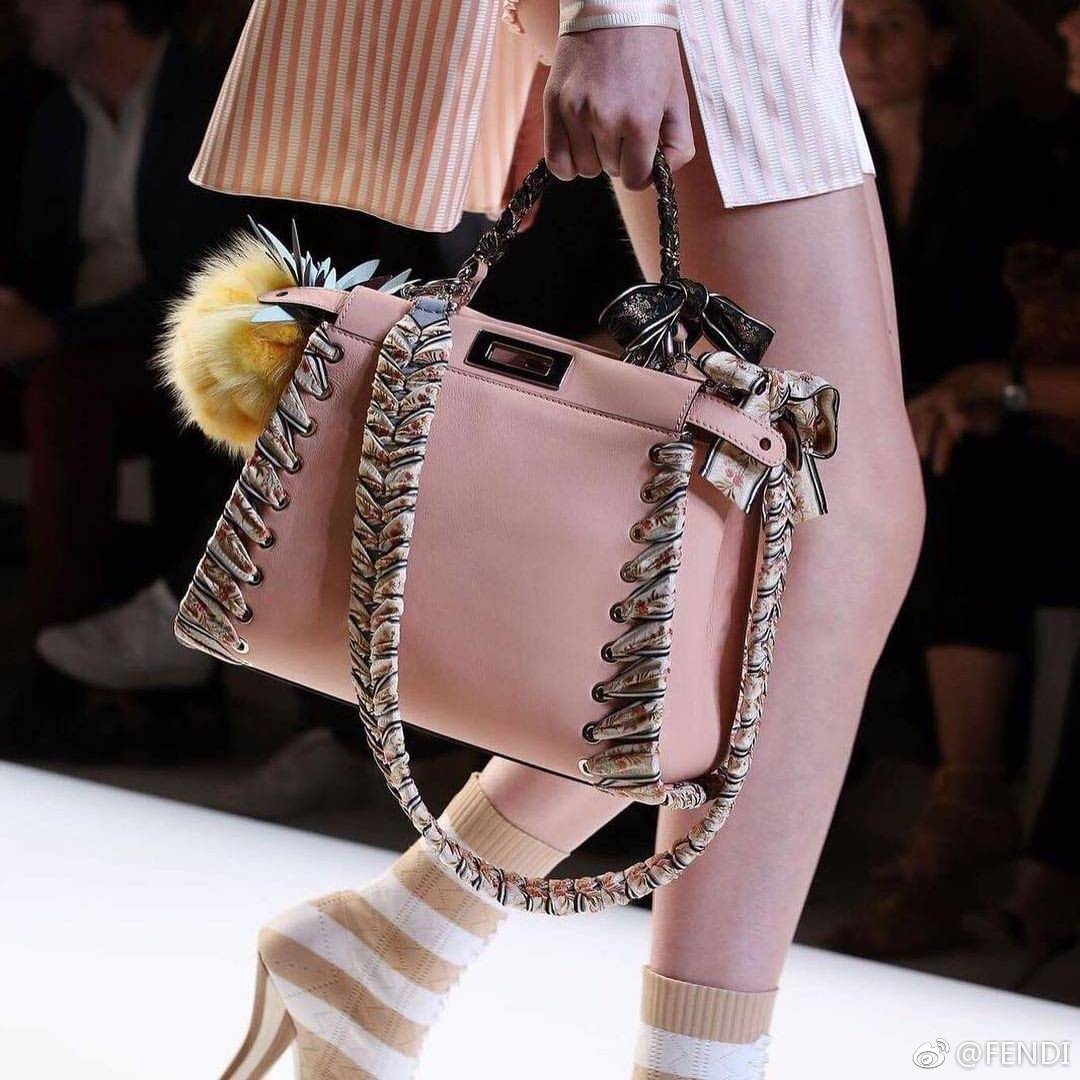 王嘉尔同款fendi,王嘉尔和fendi的关系