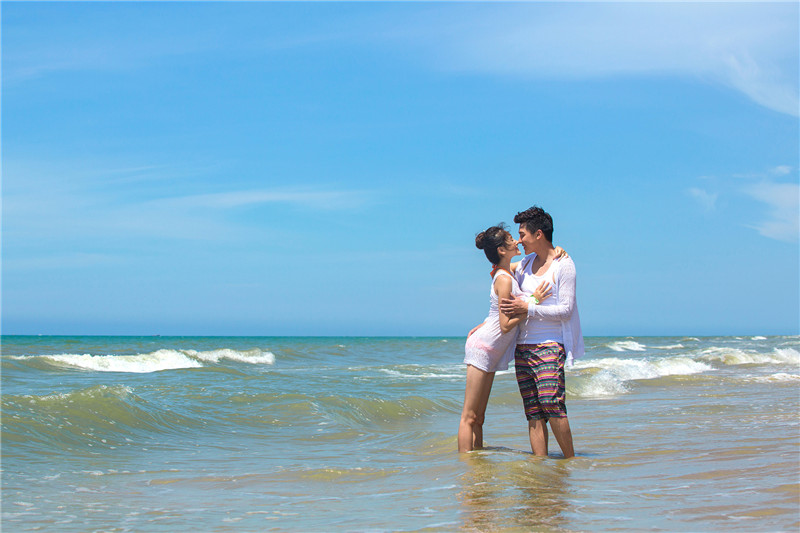 想在三亚拍好婚纱照摄影是要害,三亚旅拍婚纱照拍摄技巧与方法