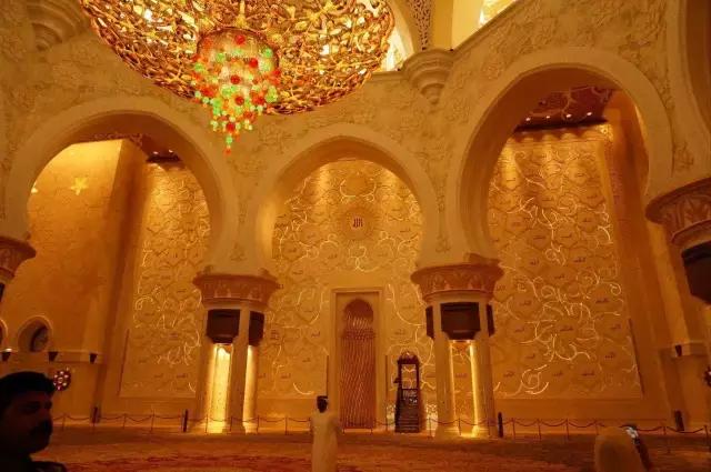 卓越与豪华的代名词—迪拜