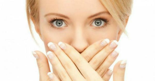 接吻有口臭怎么消除,接吻时有口臭如何立刻解决