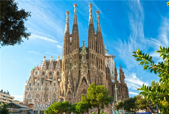 巴塞罗那，一座让人忍不住尖叫的城市