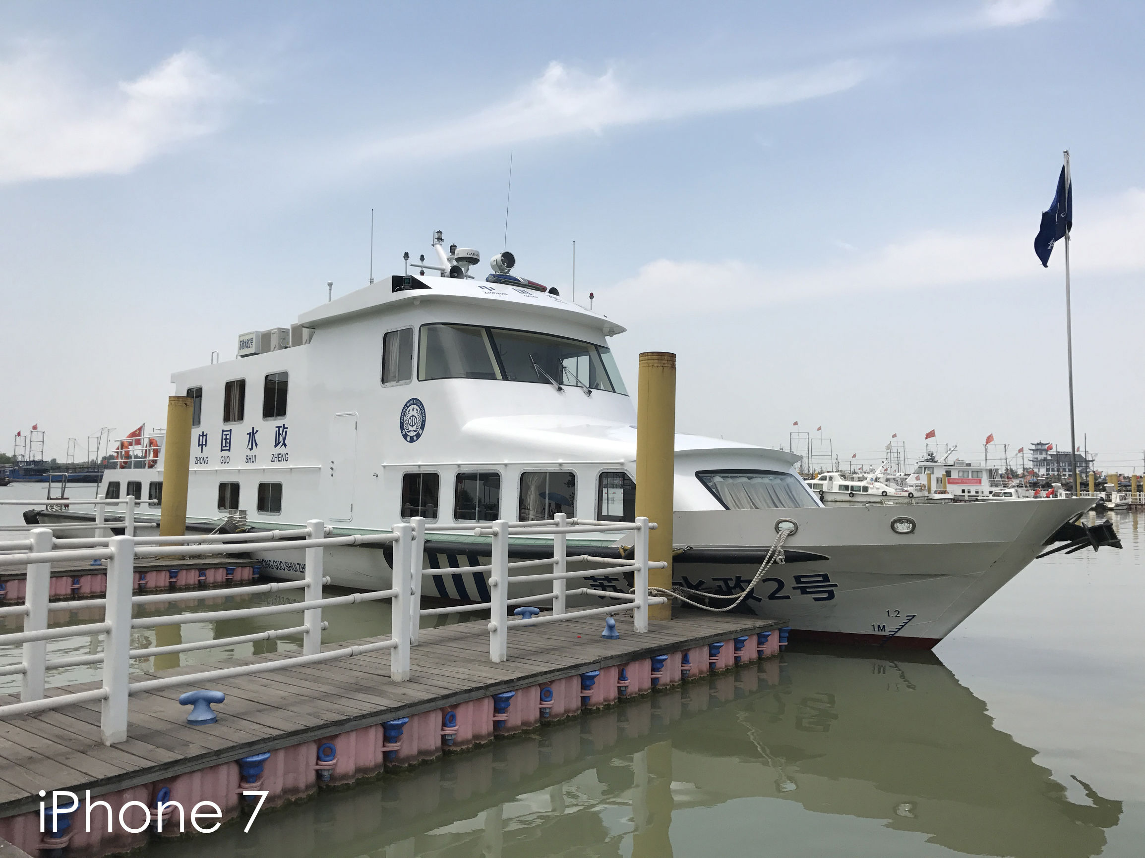 oppo手机相机怎么调拍照好看,不玩游戏拍照好的oppo手机