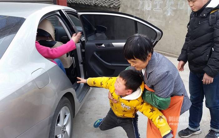 外地车杭州限行时间外能走高架吗,杭州浙a车辆限行日能够上高架吗