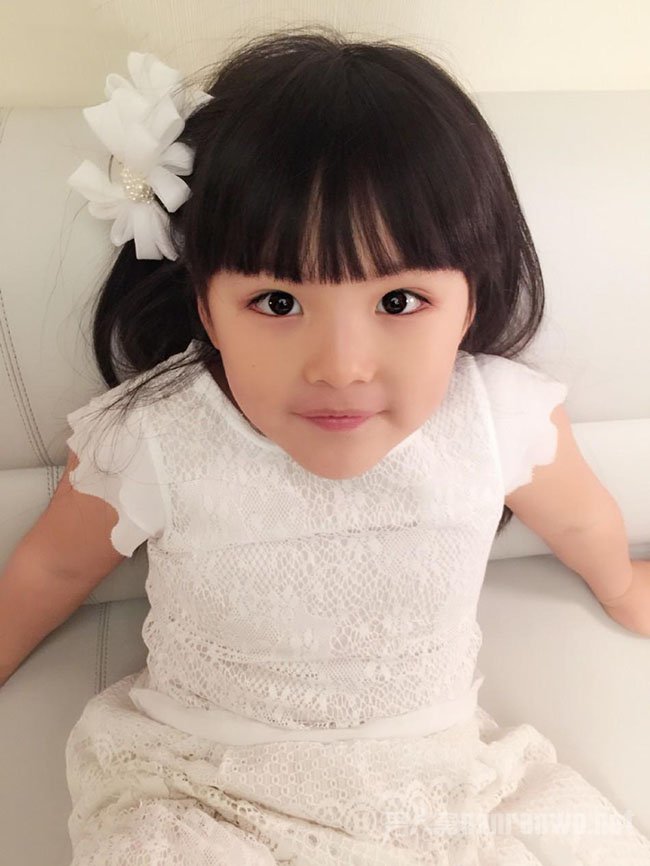 王诗龄调侃英语视频,王诗龄秀流利英文解题