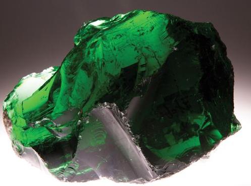 价值两亿的翡翠佛像,传说中的珍贵翡翠