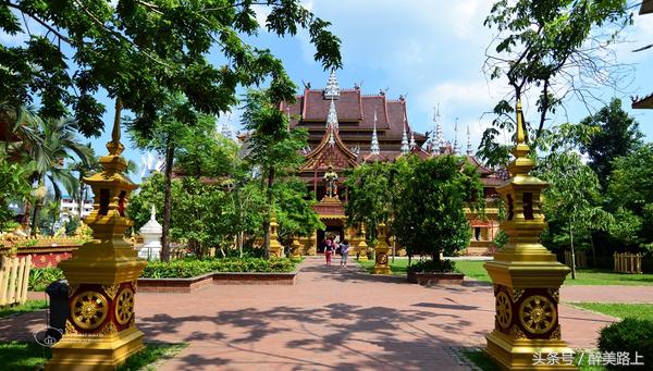 西双版纳在水一方泼水节,版纳哪里能够感受泼水