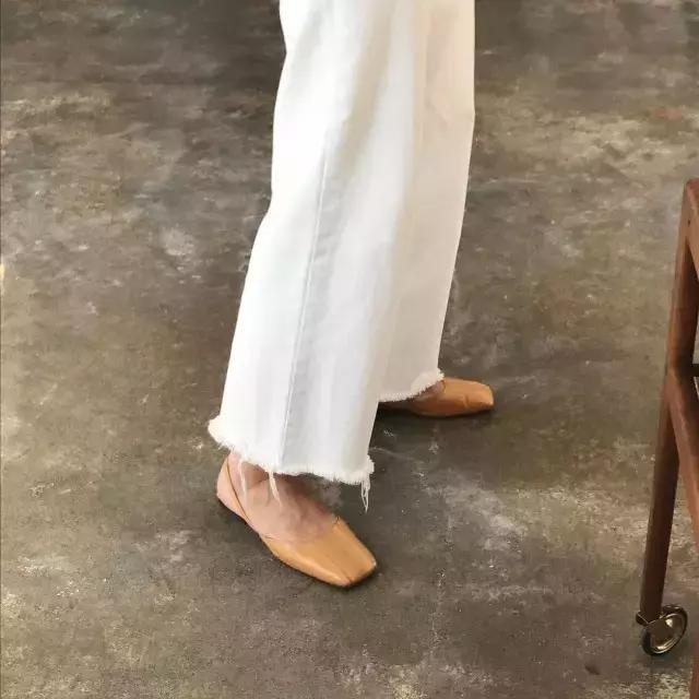 夏天脚宽脚丑穿什么鞋子好看,脚宽脚胖女生鞋子推荐