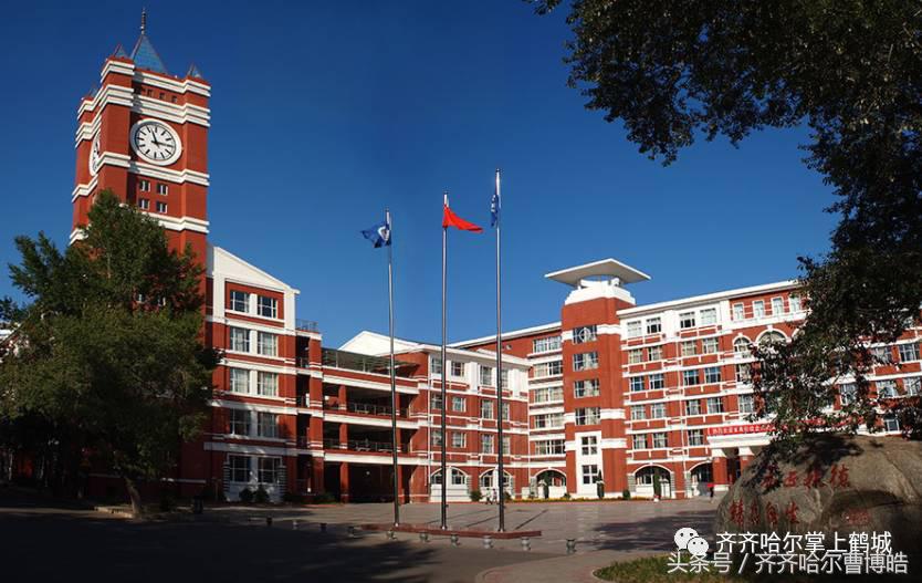 历史最悠久的大钟,齐齐哈尔站报时钟声