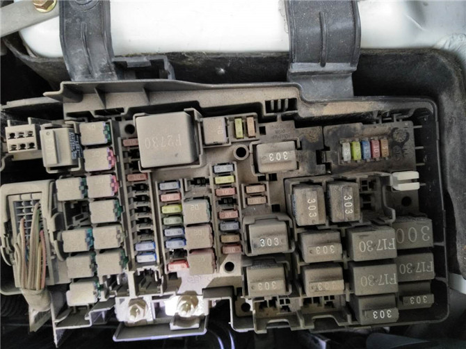 二手车交了定金发现是事故车,事故车定金不退12315能够投诉吗