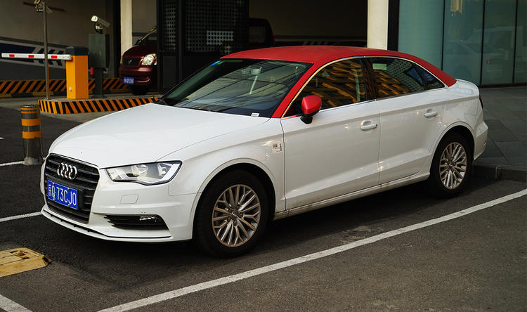 号称扫码就走的共享汽车到底有没有那么方便？我们体验了北京的五家服务|好奇心实验室