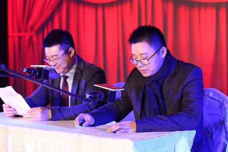 一路相伴感谢有你风雨同舟,一路相伴感谢有你动态图