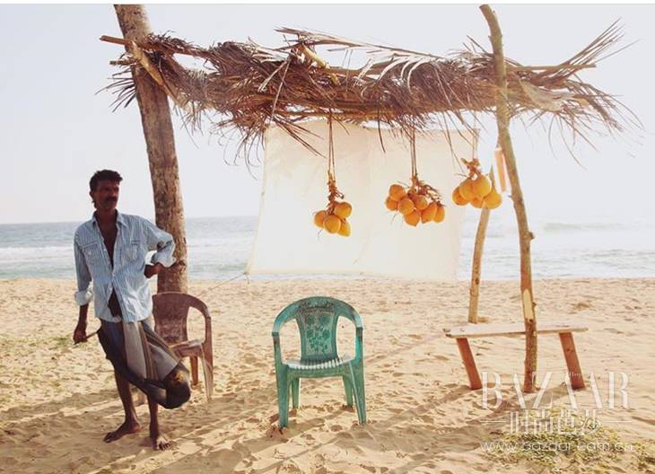 旅行照这么摆pose就很好看,出门旅游拍照姿势ins