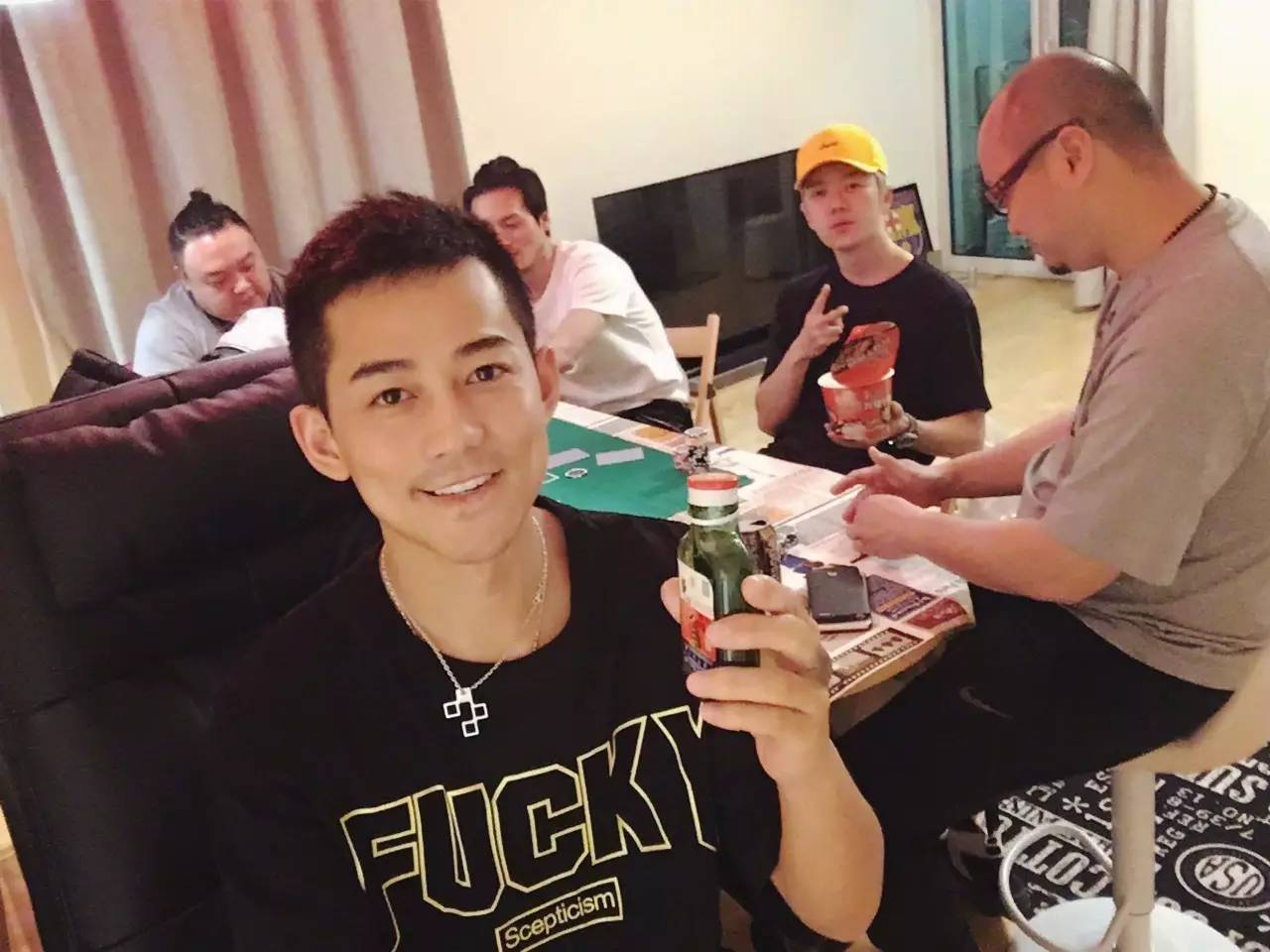 苏醒为梅西写的文章,苏醒为追梅西都做过哪些事