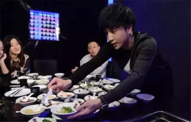 薛之谦餐饮现状,薛之谦的餐厅生意怎么样