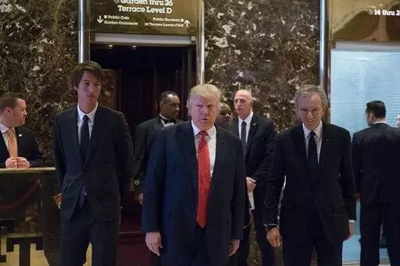 每人5分钟，32家初创公司轮流“过堂”：LVMH集团的创新大奖不好拿