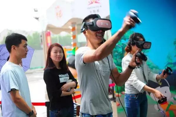 无限极品牌价值658.69亿,无限极养发馆