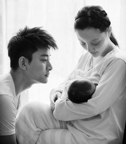 来看这里遇到普通人当众哺乳，你怎么看？换做是明星呢，你又怎么看？