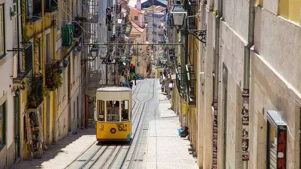 去欧洲一趟花费要多少钱,欧洲物价低签证简单的国家