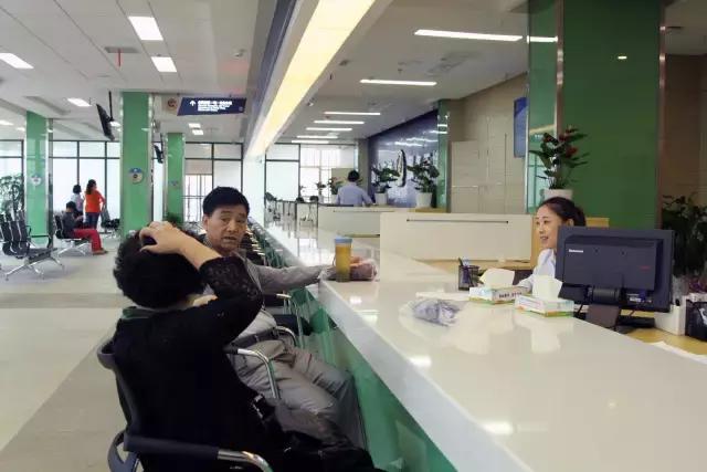 白云24小时出入境证件自助办理区,云岩区出入境办理大厅