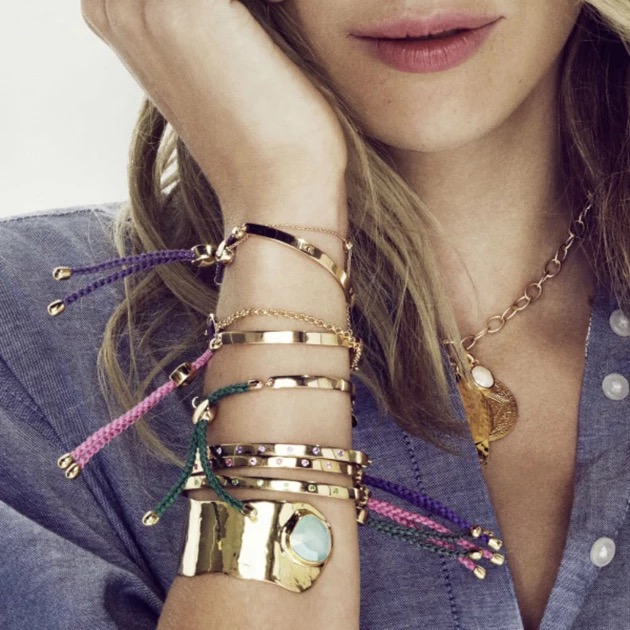 以美丽的名义问你，你的手链买了吗？