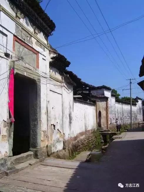 上海人说普通话口音很怪,上海弄堂的真实写照