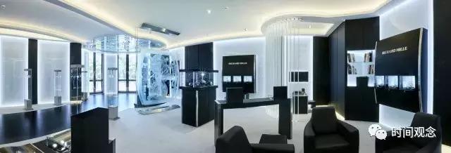 RICHARDMILLE在台湾开了一家全球最大专卖店，成龙、蔡康永、林俊杰都在开幕派对上玩嗨了