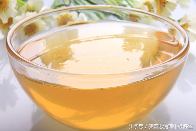 怎么选购真正的、纯正的蜂蜜90%的人不知道技巧，在这里具有多年经验的真正的深山养蜂资深行家详细告诉你