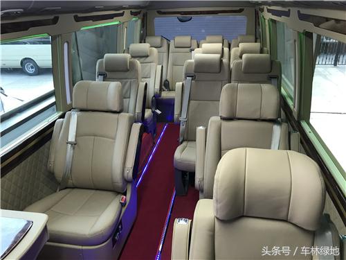 丰田中巴车柯斯达测评,改装斯柯达商务车