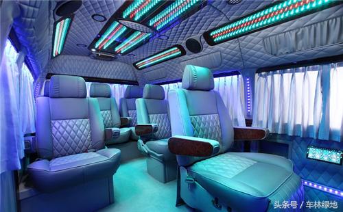 丰田中巴车柯斯达测评,改装斯柯达商务车