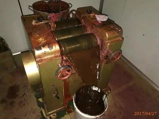 你辛辛苦苦代购的资生、倩碧等化妆品，或许来自小作坊