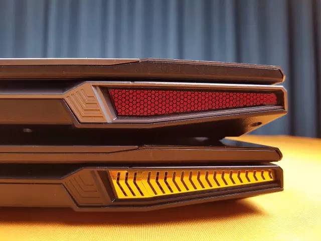 高端笔记本拆解,惠普笔记本拆机升级