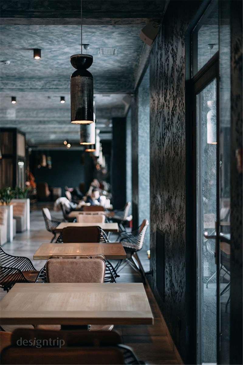 比黑更高级的灰,比高级灰更高级的高级黑