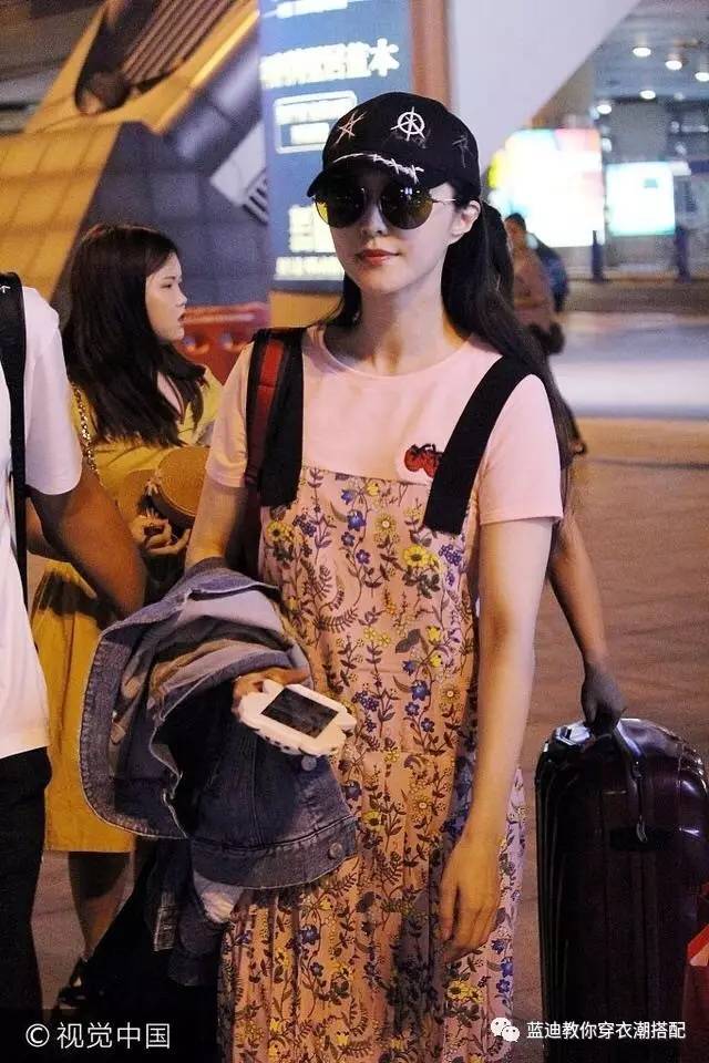 张雪迎穿搭夏天气质套装,明星私服吴宣仪