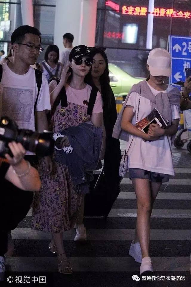 张雪迎穿搭夏天气质套装,明星私服吴宣仪