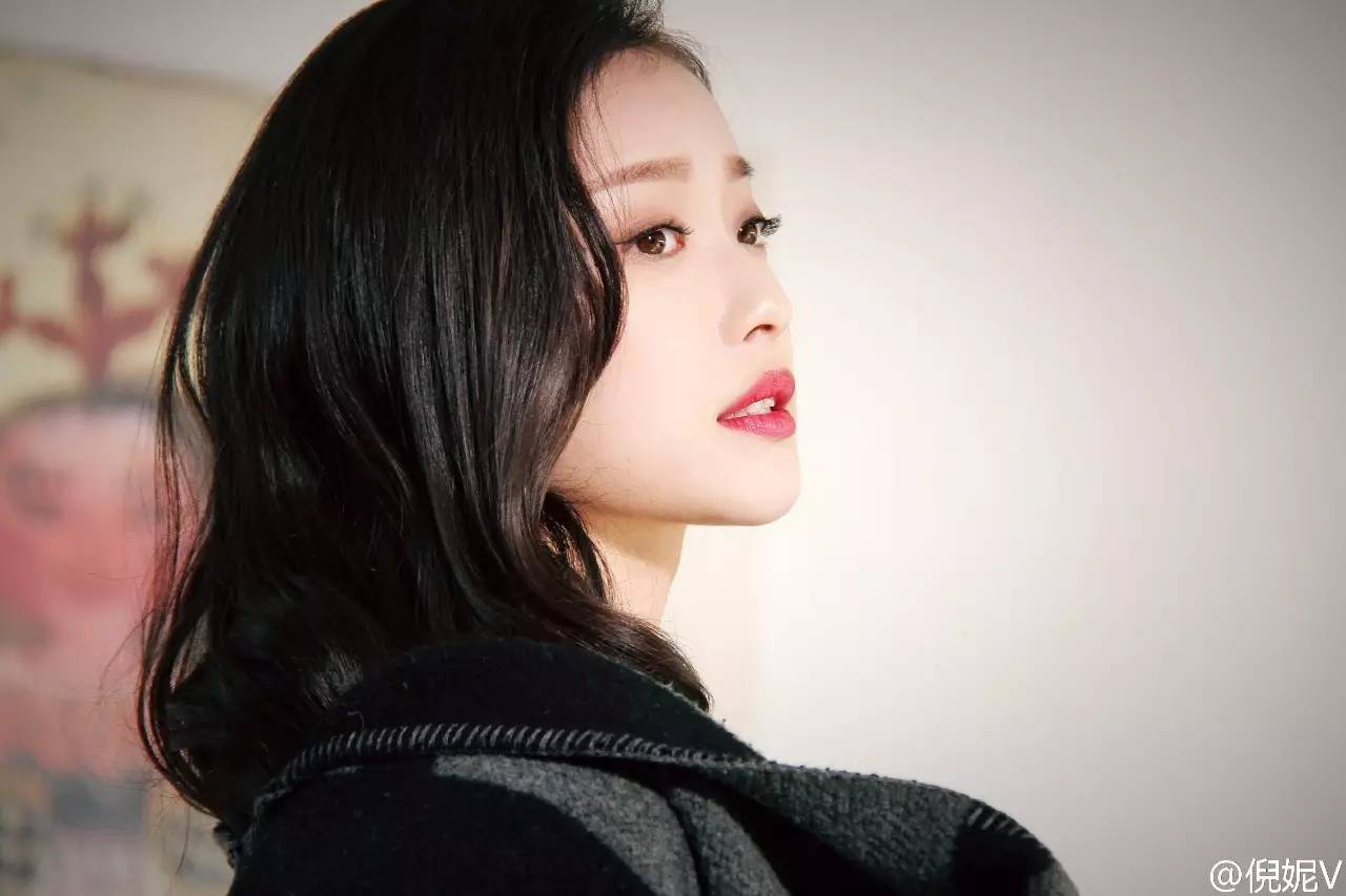 测测你合适什么唇色,三招测出你的唇形